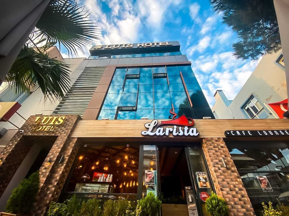 Luis Otel fotoğrafı