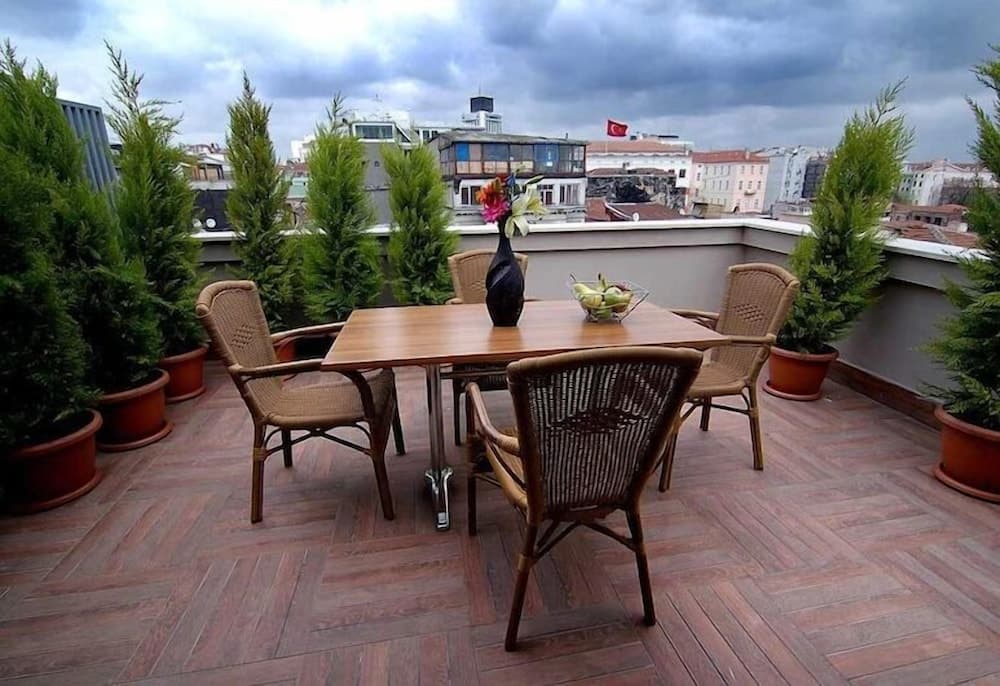 Pera Line Cihangir Hotel - Image 3
