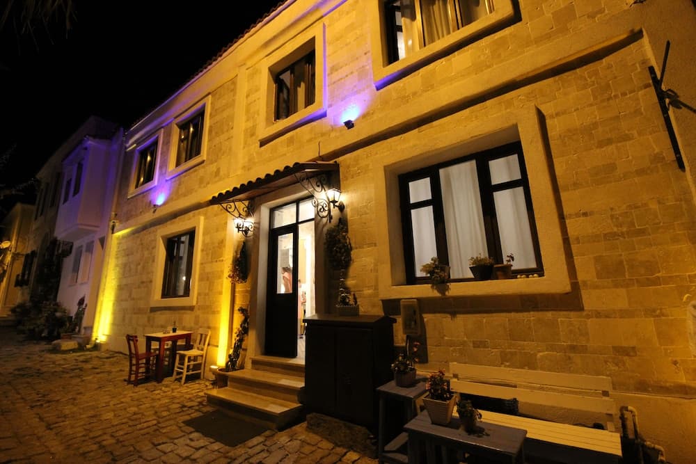 Mylos Otel - Image 1