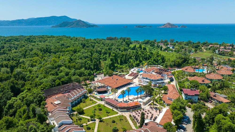 Lykia Botanika Plaj & Eğlence Kulübü - Image 1