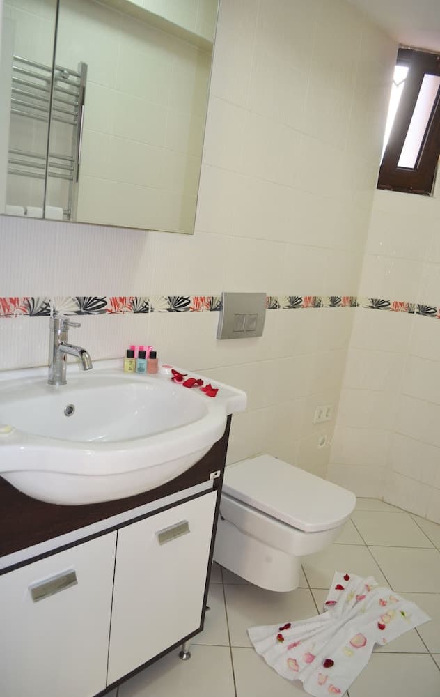 Taksim Tulip Residence & Otel - Image 4