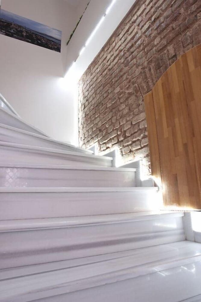 Taksim Tulip Residence & Otel - Image 2