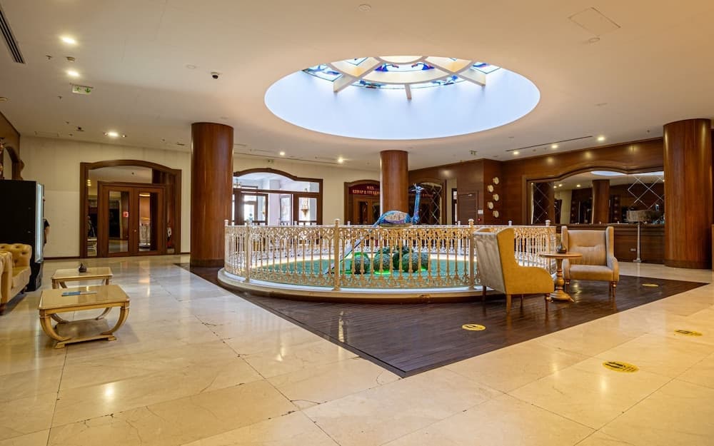 Elits Suits - Image 3