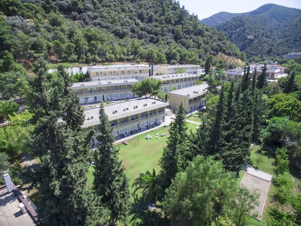 Balcova Termal Otel - Image 1