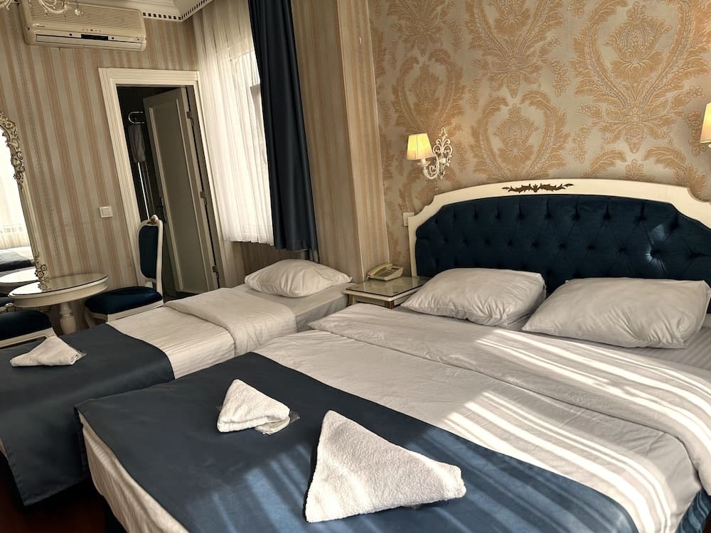 Alyon Otel Taksim - Image 1