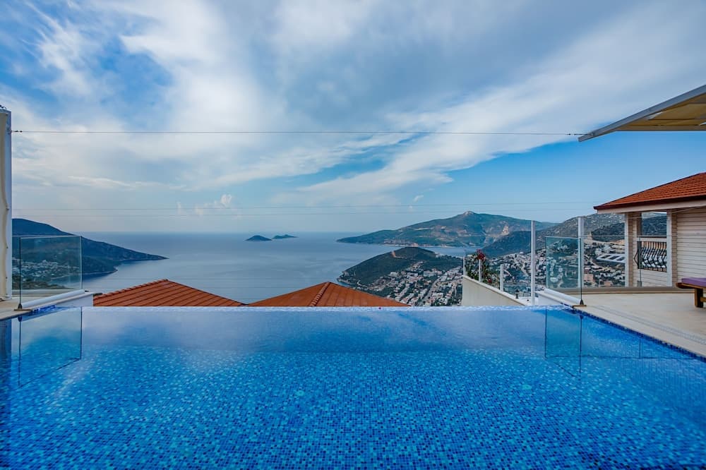 Lucida Villas - Kalkan Hills - 1,2,5 Yatak Odalı Villalar - Image 2