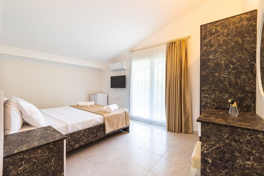 Defne Butik Otel - Image 3