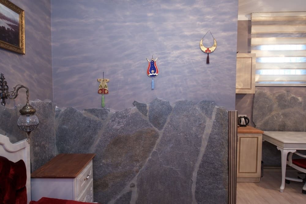 Galatolia Suites - Image 4