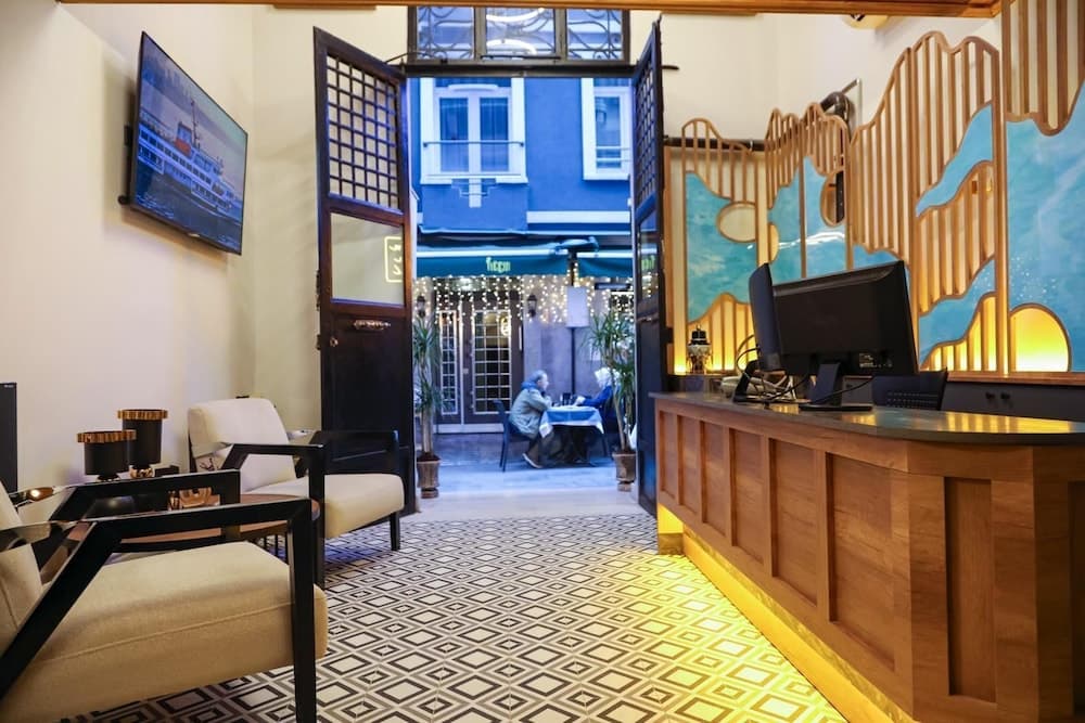 Elmira Pera Otel Spa - Image 2