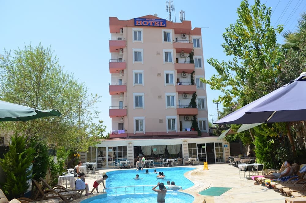 Megas Otel fotoğrafı