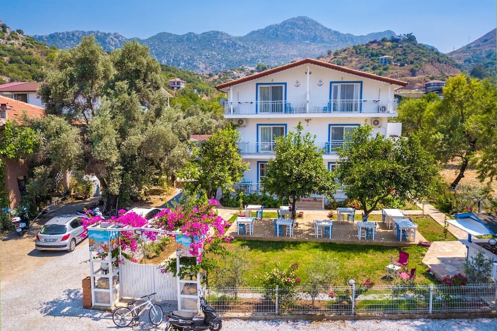 Defne Butik Otel - Image 1