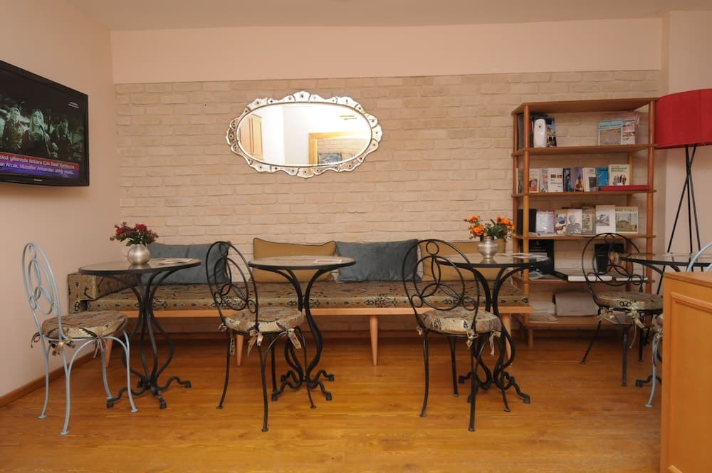 Three Apples Suitleri ve Otel - Image 2