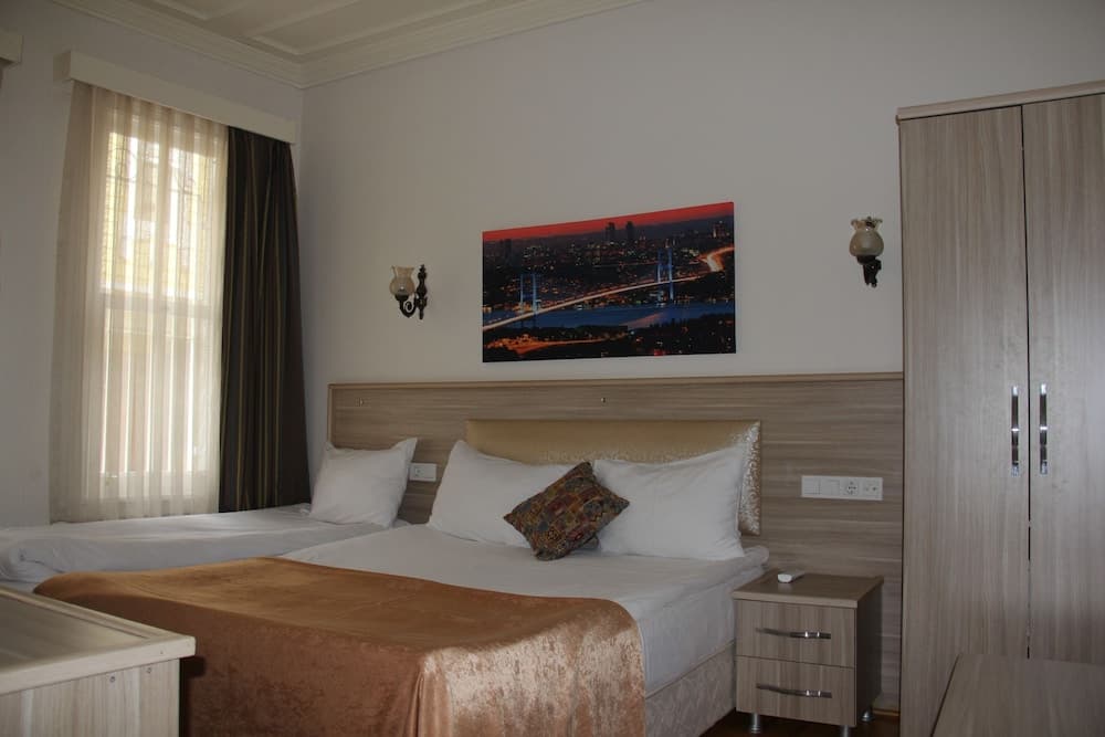 Jasmine Daire - Image 2