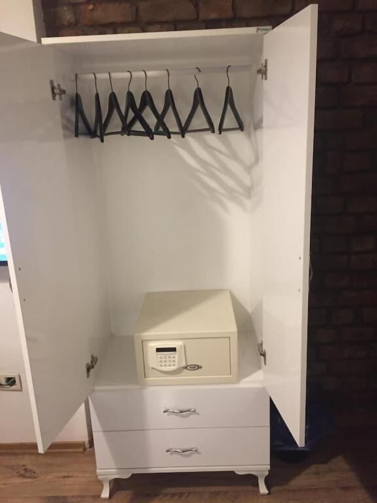 Utarit Taksim - Image 4