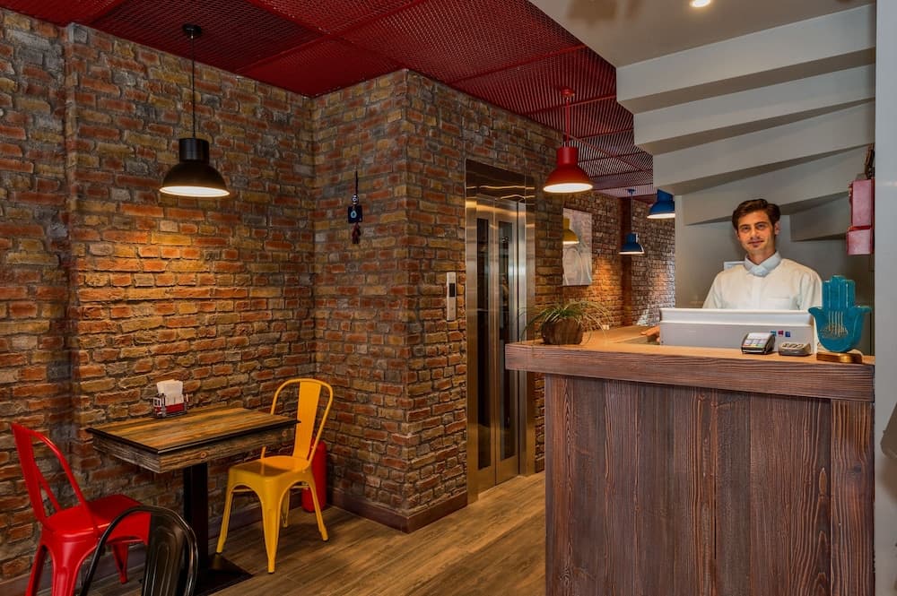 Taksim Nis Otel - Image 2