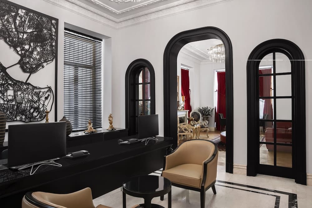 AKKA Lush Otel Taksim - Image 3